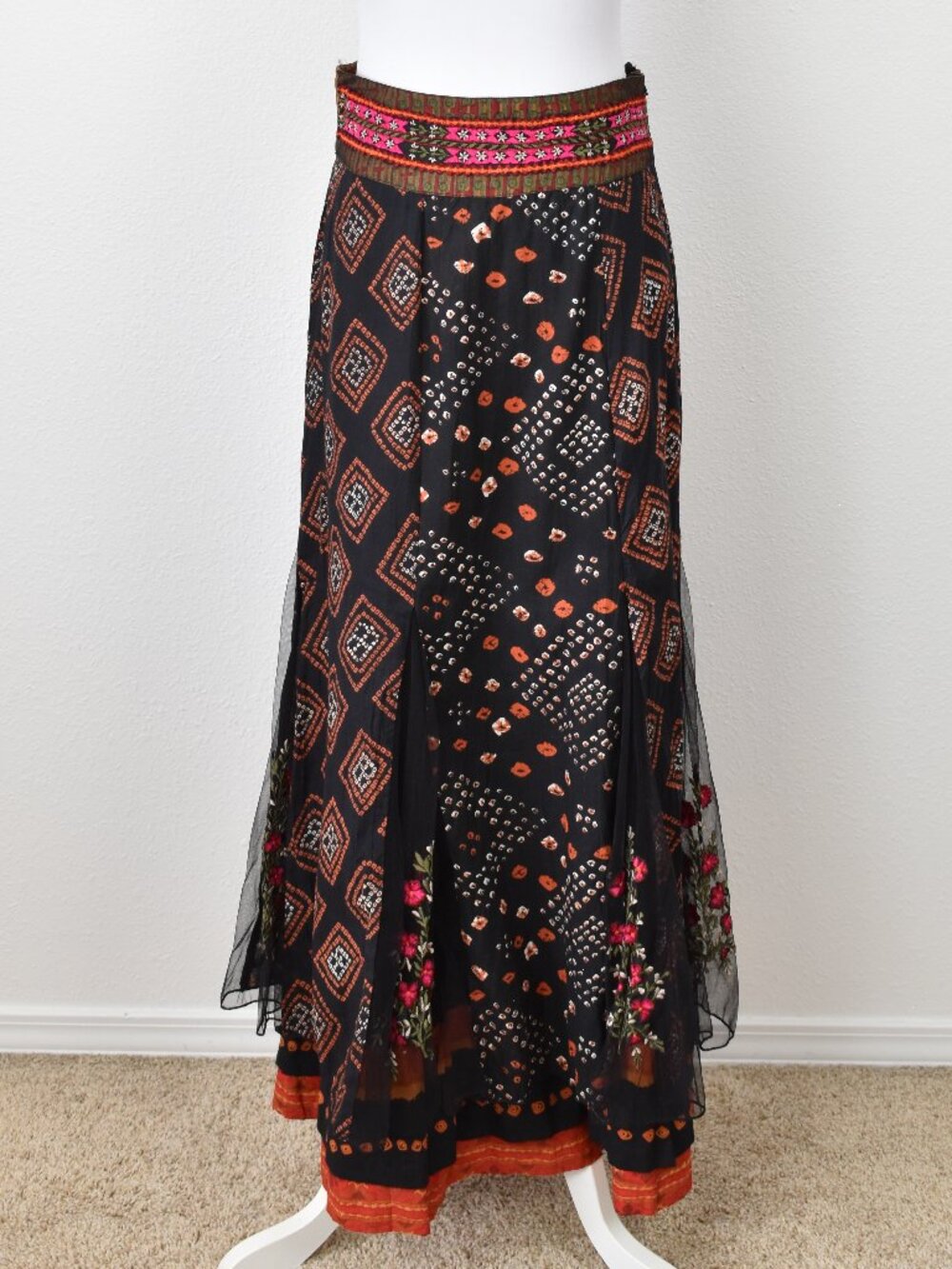 Label Ritu Kumar Maxi Skirt - 1 - Picture 3 of 10